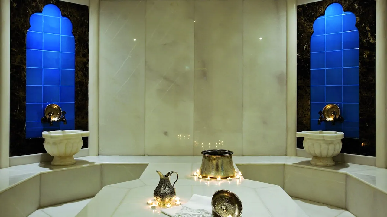 الفندق كراون بلازا حربيه - إسطبول